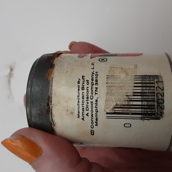 Vintage W. E. Garrett and Sons Snuff Tin - Picture 8 of 10